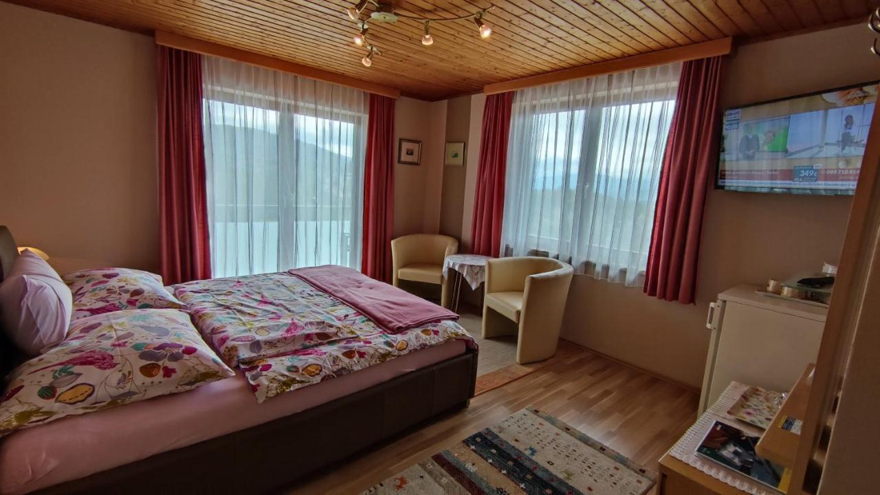 Ferienparadies Gutounik Pörtschach am Wörthersee Exterior foto